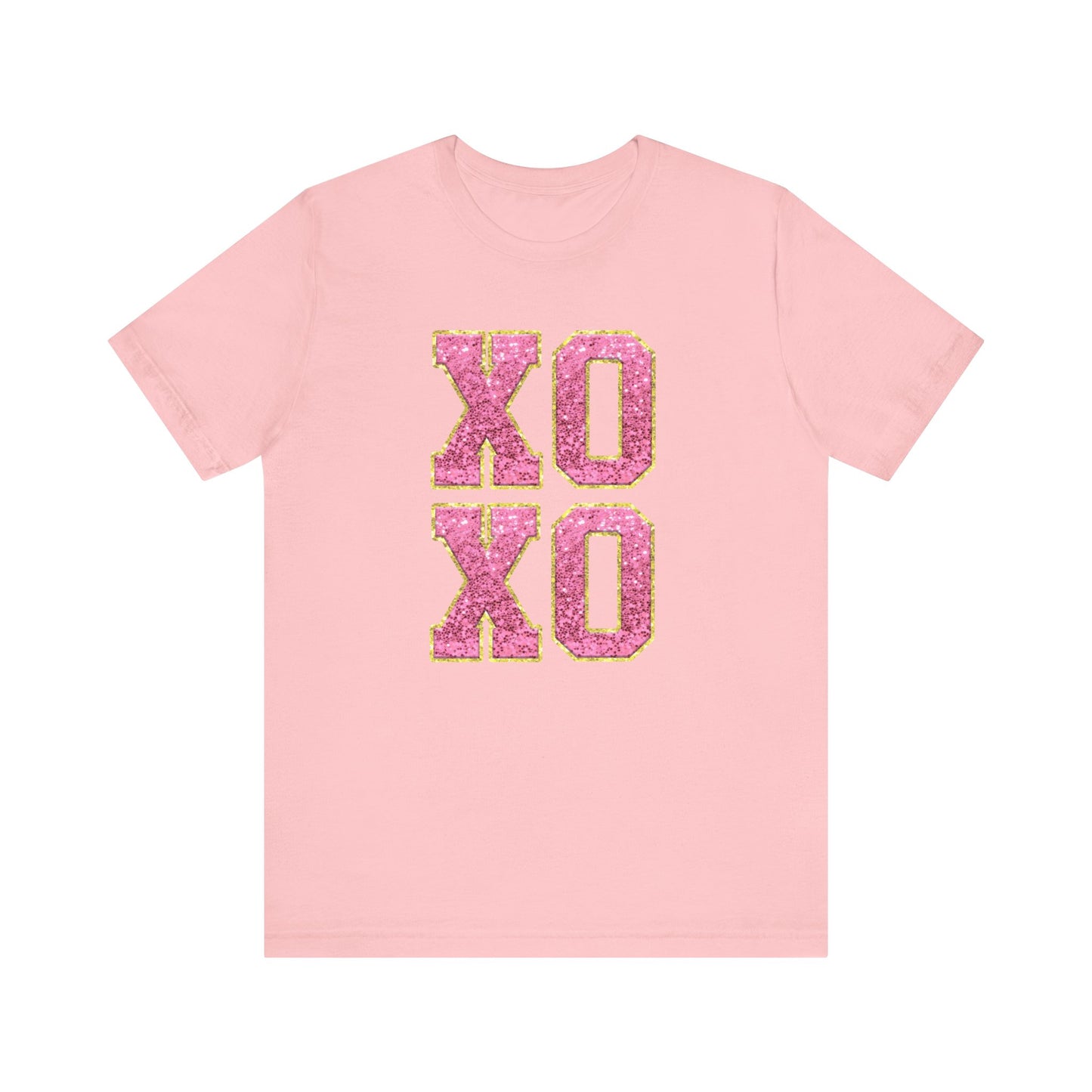 Valentine’s Day Tee for Women, Hugs and Kisses T-Shirt, Cute Valentine Shirt, Trendy Valentine’s Day Graphic Tee, Valentine’s Day Outfit, XOXO Shirt, Valentine’s Day Gift Idea, Love Themed T-Shirt, Romantic Valentine’s Shirt