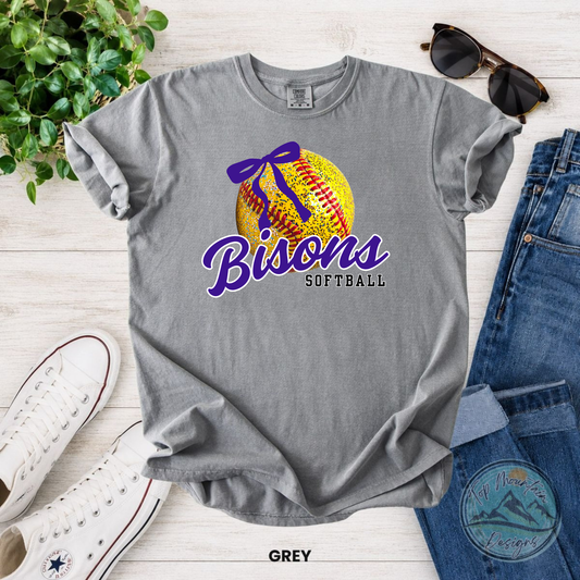 Bisons Sparkle Softball
